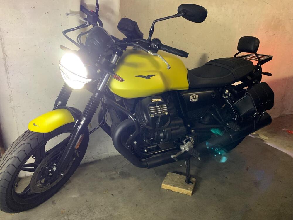 Moto Guzzi V7 850 Stone Special Abs (2021) (3)