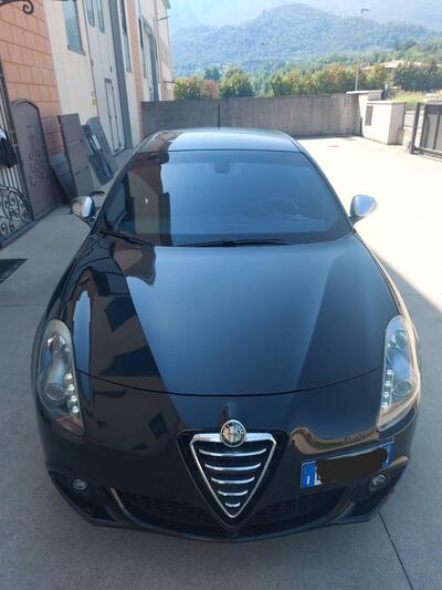 Alfa Romeo Giulietta 1.6 JTDm-2 Exclusive del 2012 usata a Carre'