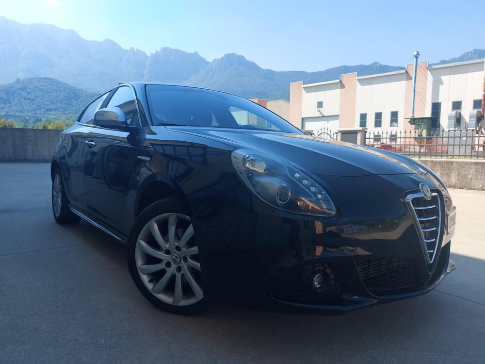 Alfa Romeo Giulietta usata a Vicenza (4)