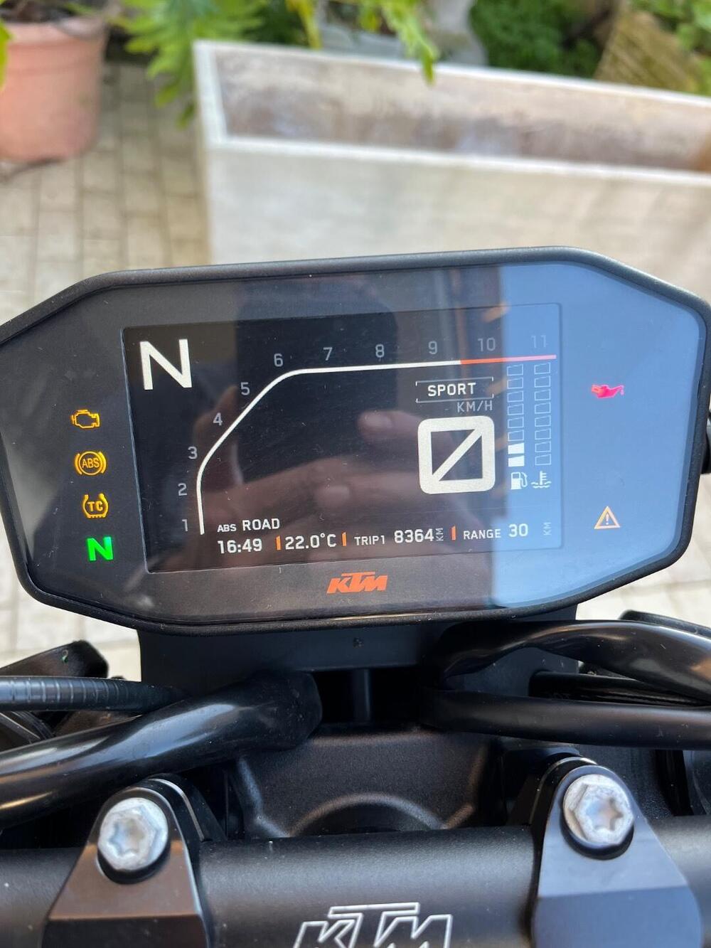 KTM 890 Duke L (2021) (2)