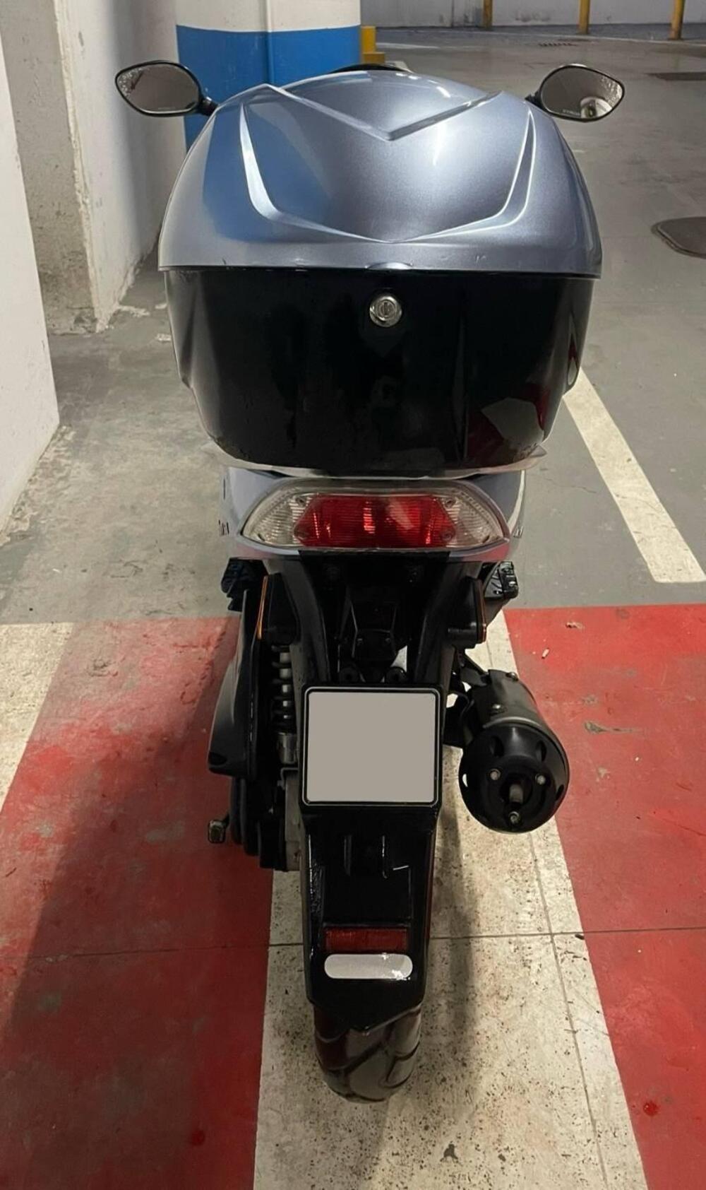 Kymco Agility 50 R16 (2008 - 16) (5)