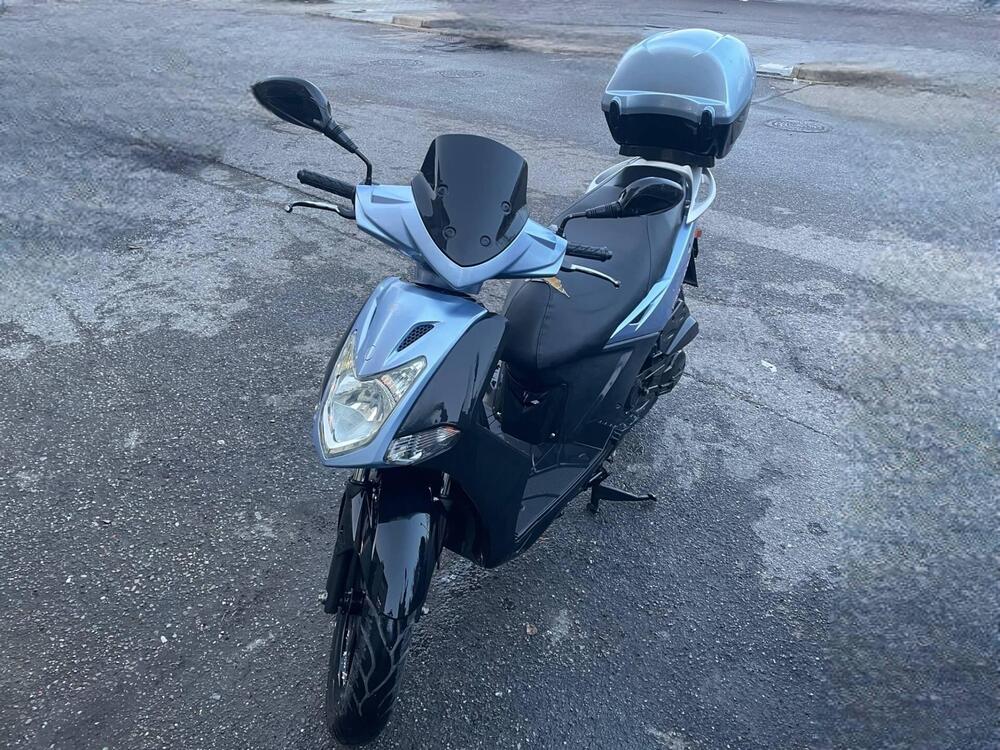 Kymco Agility 50 R16 (2008 - 16) (11)