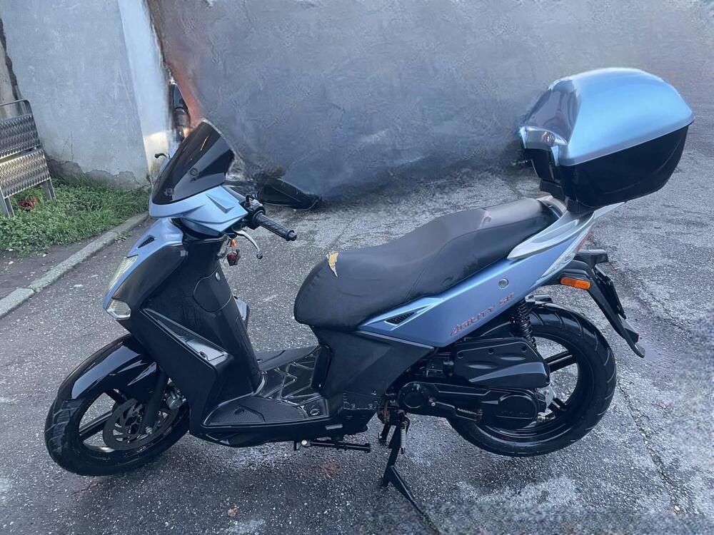 Kymco Agility 50 R16 (2008 - 16) (12)