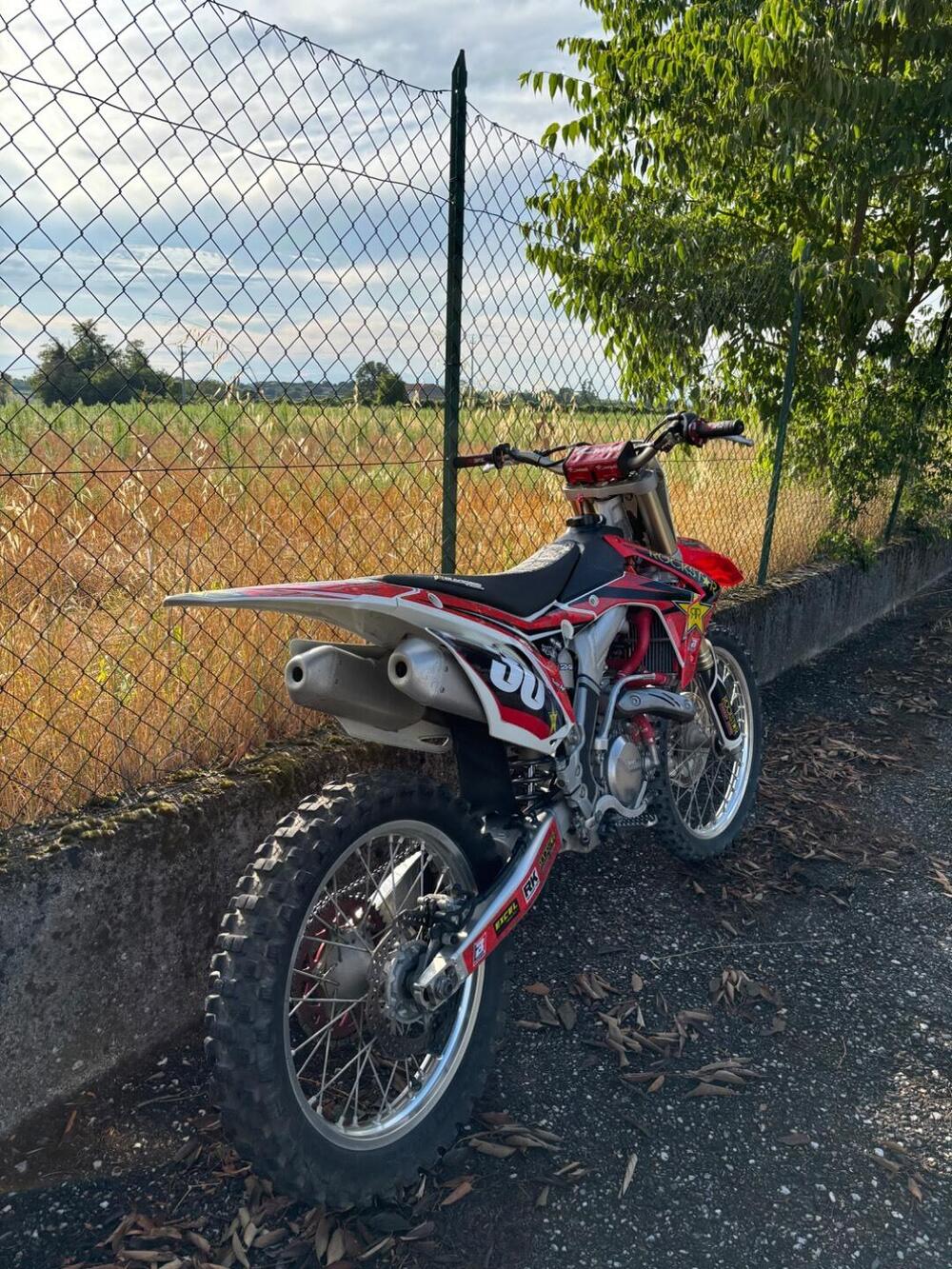Honda CRF 450 RF (2016) (2)