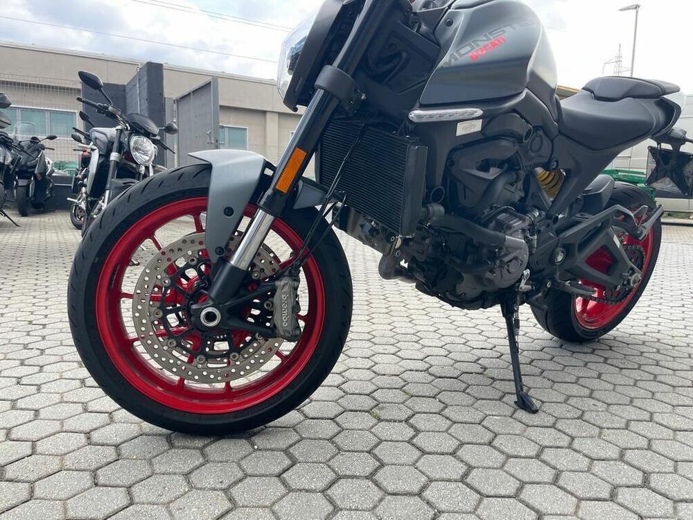 Ducati Monster 937 (2021 - 25) (4)