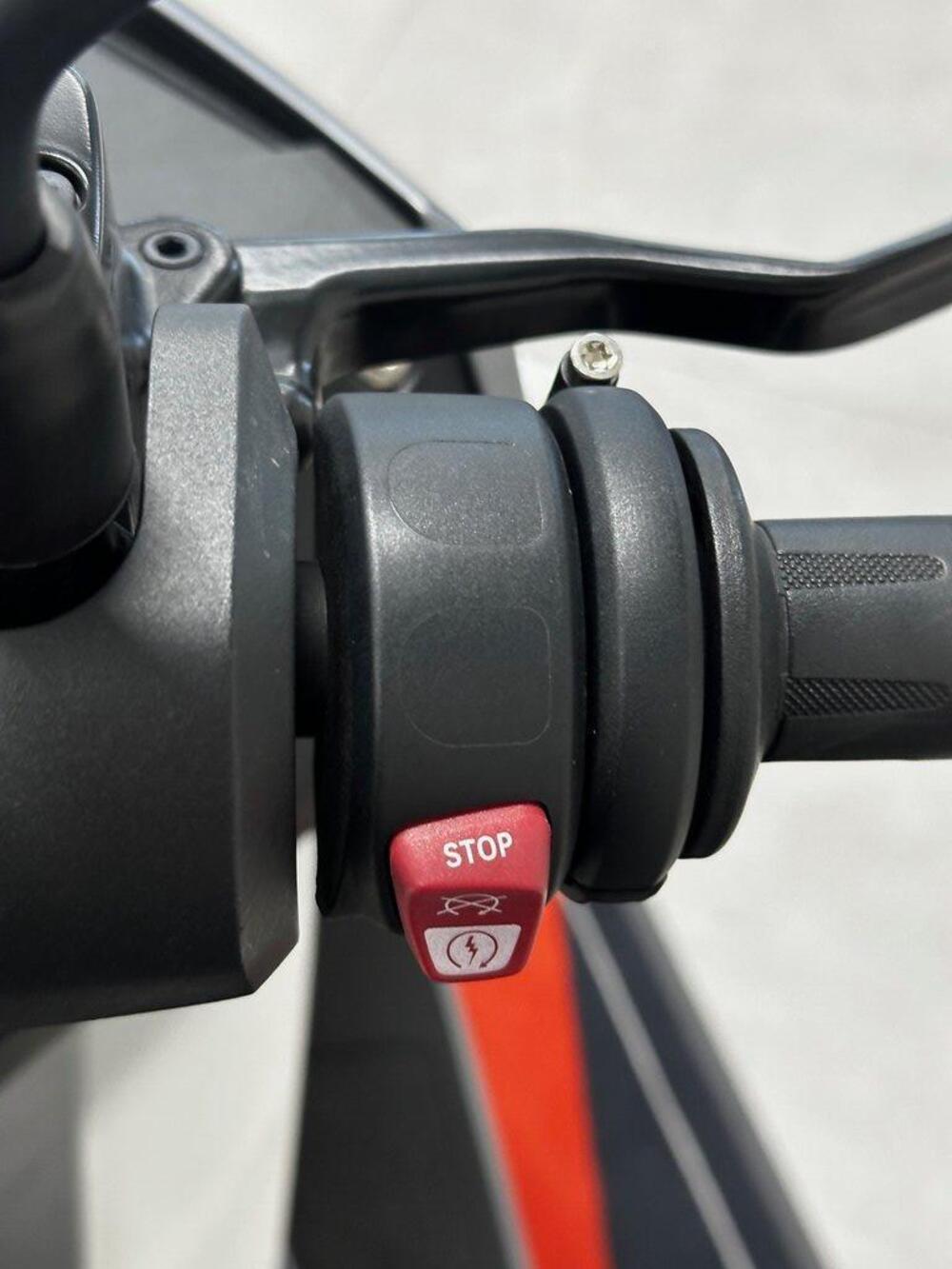 Bmw C 400 GT (2019 - 20) (8)