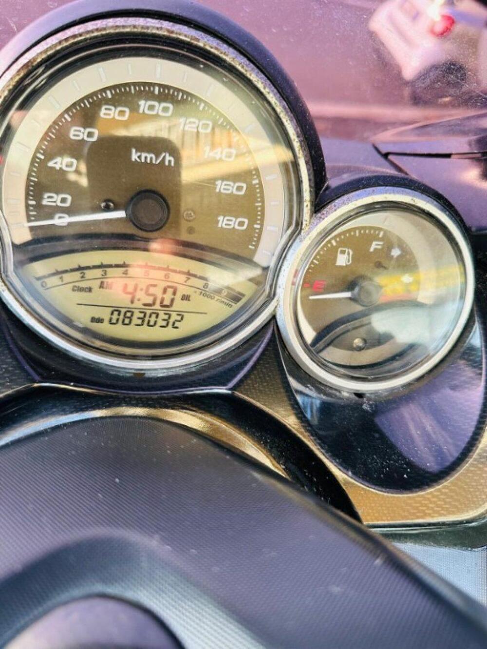 Yamaha T-Max 500 White Max (2010 - 11) (14)