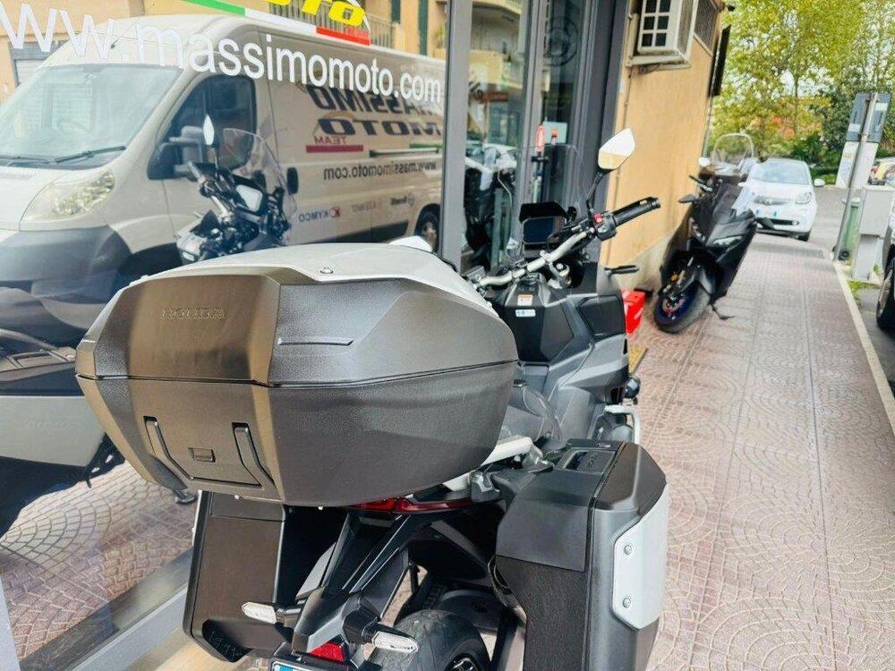 Honda X-ADV 750 DCT Travel (2021 - 24) (11)