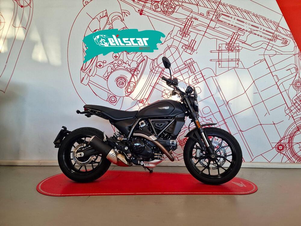 Ducati Scrambler 800 Icon Dark (2025)