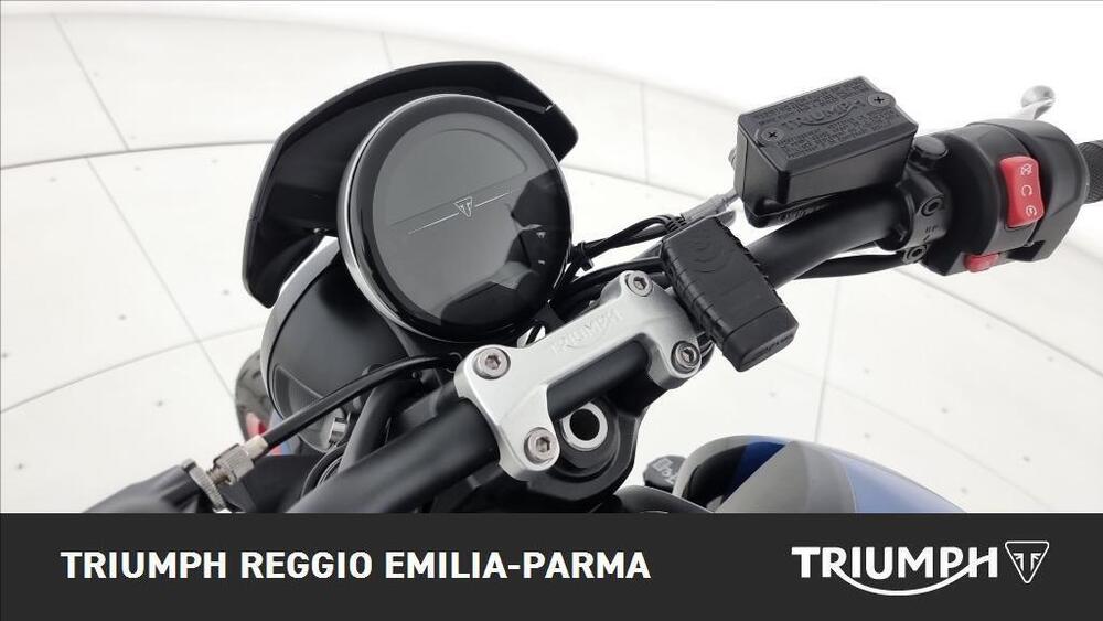Triumph Trident 660 Triple Tribute Edition (2025) (9)
