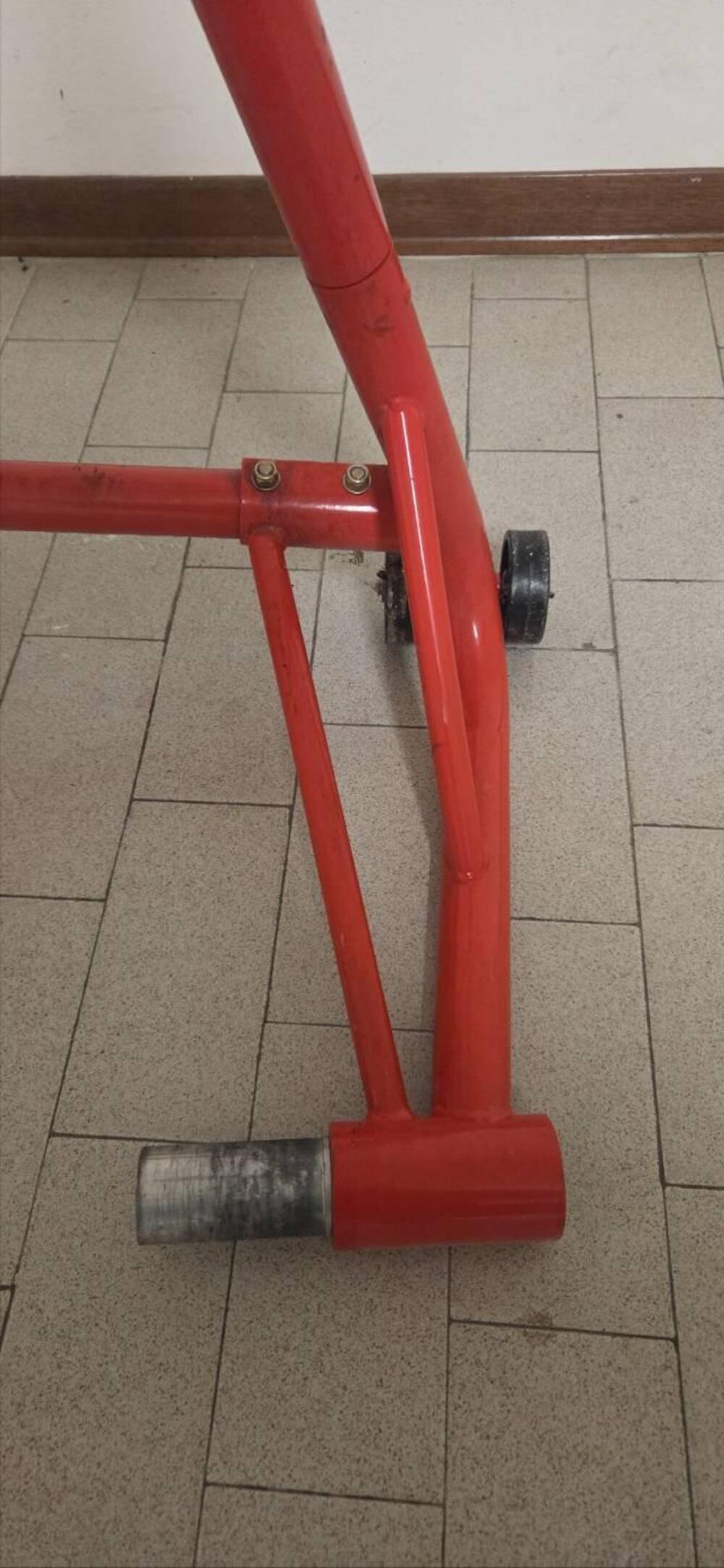 Cavalletto ducati (2)