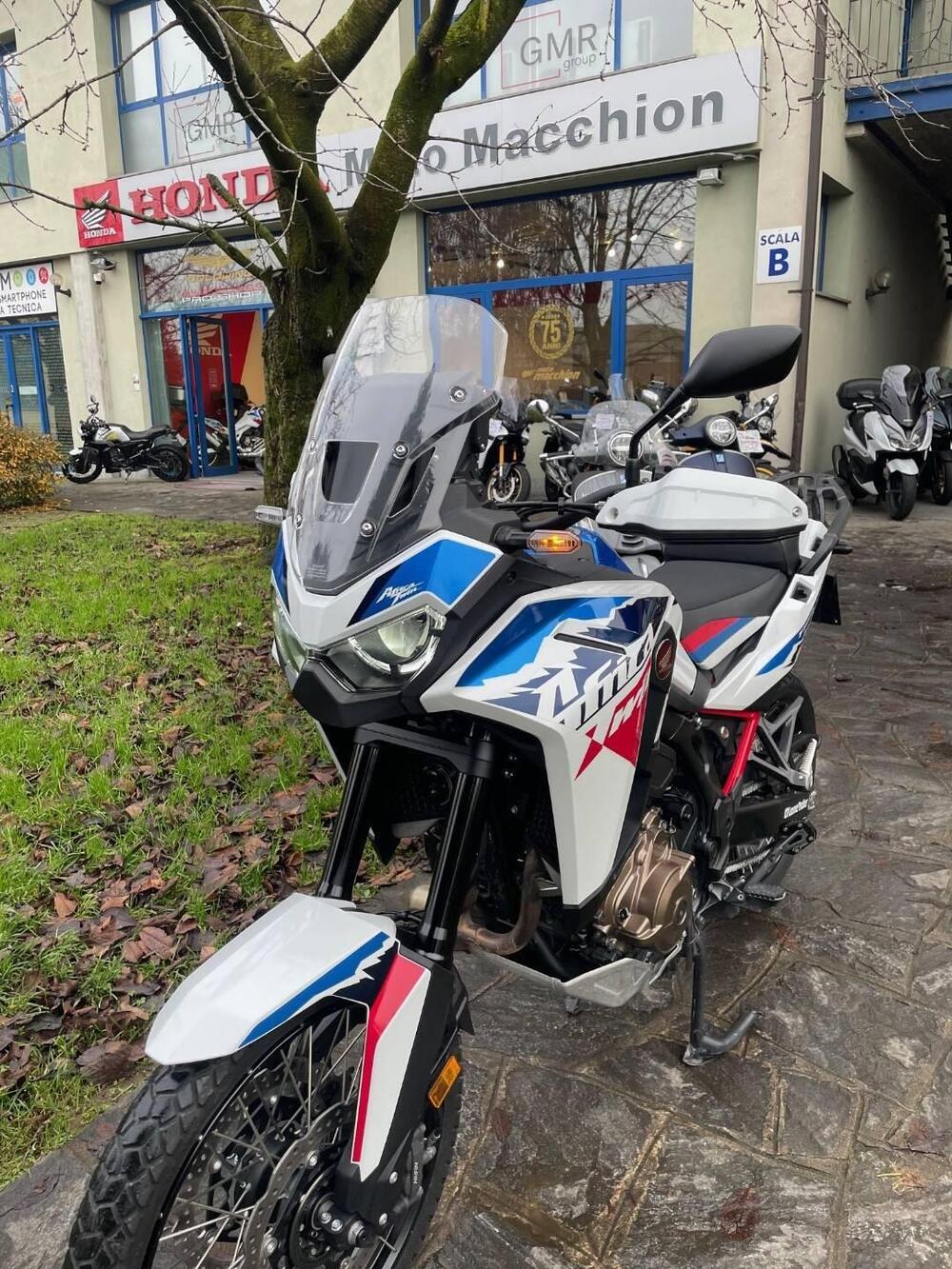 Honda Africa Twin CRF 1100L ES DCT (2024 - 25) (3)