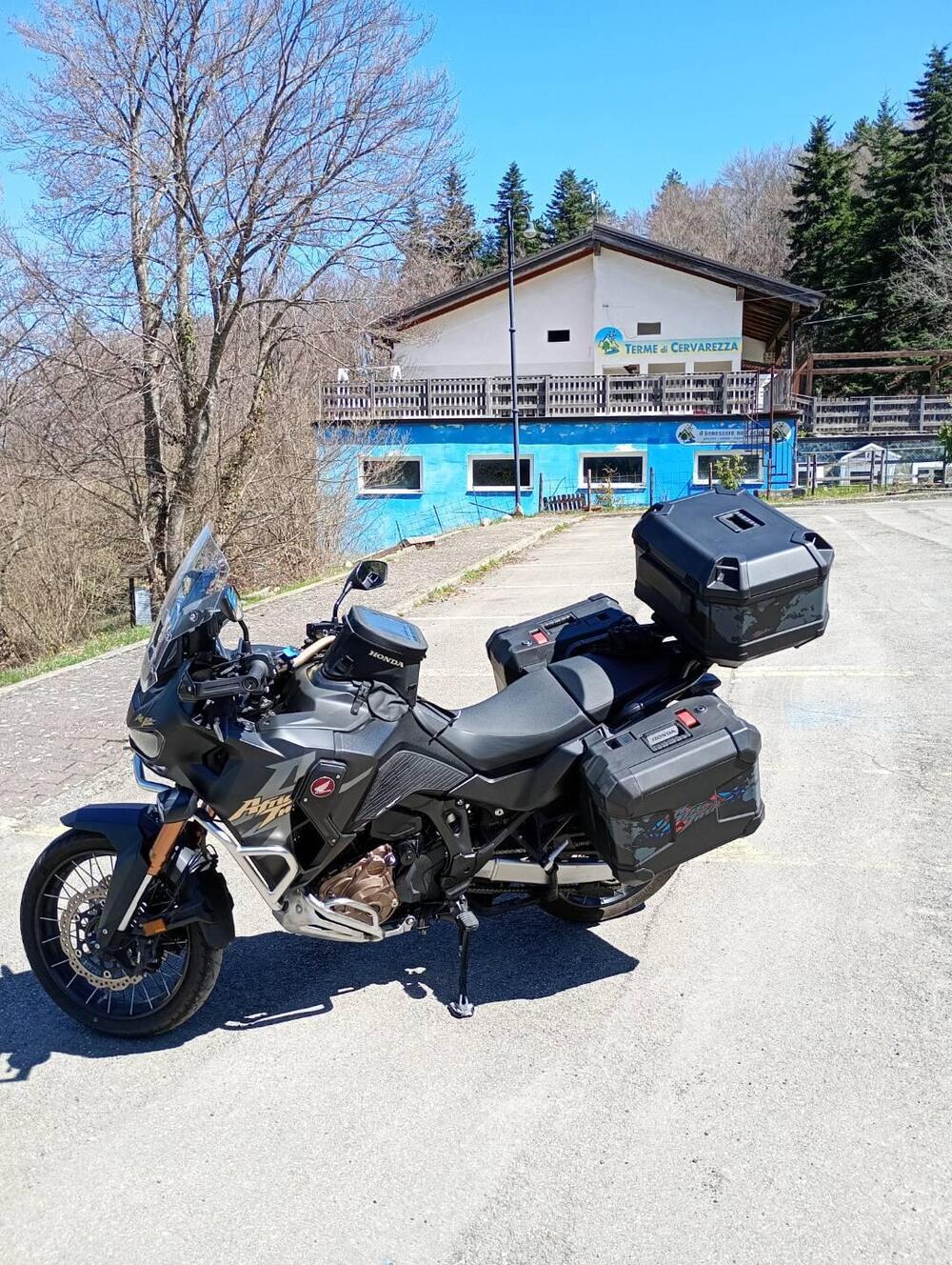 Honda Africa Twin CRF 1100L Adventure Sports DCT Travel Edition (2024 - 25) (2)