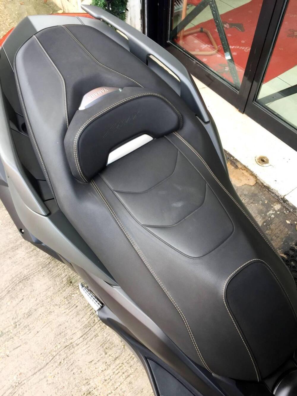 Yamaha X-Max 400 Tech Max (2020) (20)