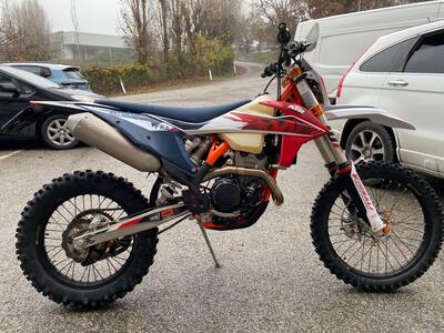 KTM 250 EXC-F Six Days (2023) usata