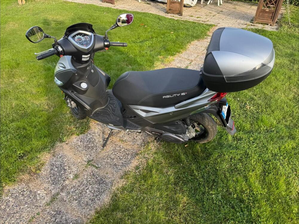 Kymco Agility 125 R16 + (2021 - 25) (9)