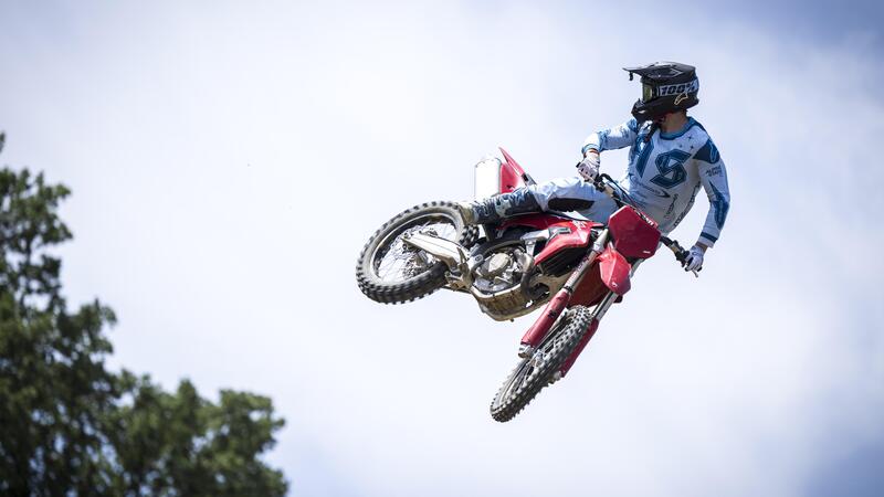 Tutte le moto da cross MY26 che abbiamo provato. Ecco la nostra guida al mercato