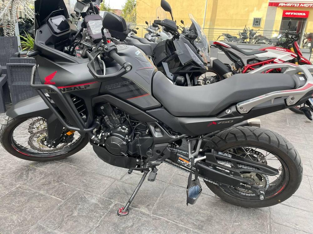 Honda Transalp XL750 (2023 - 24) (3)