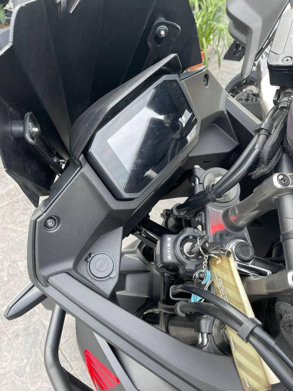 Honda Transalp XL750 (2023 - 24) (7)