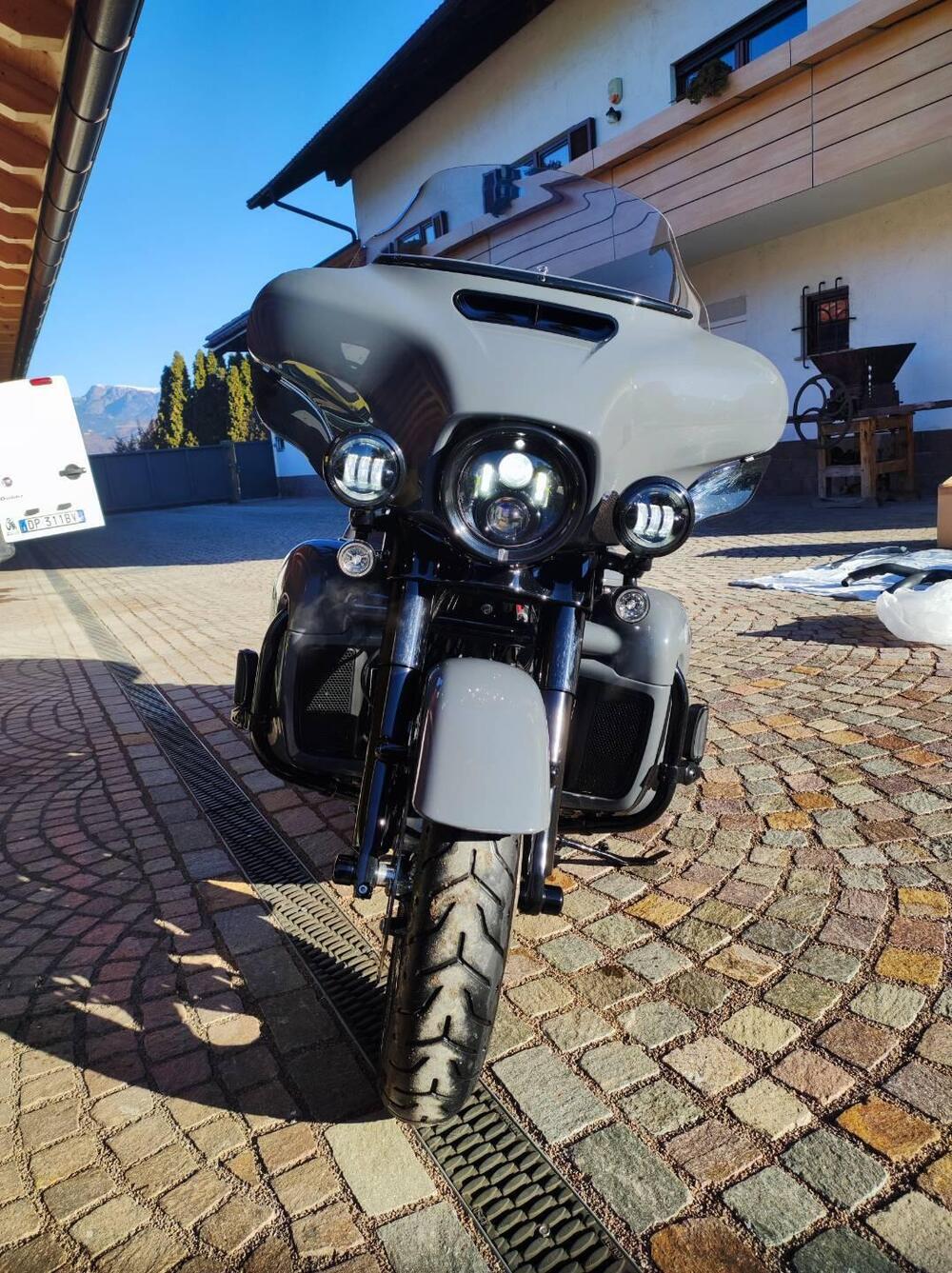 Harley-Davidson 114 Electra Glide Ultra Limited (2021 - 22) - FLHTK (3)