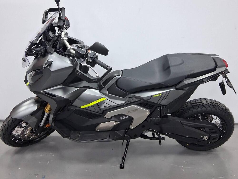 Honda X-ADV 750 DCT (2021 - 24) (3)