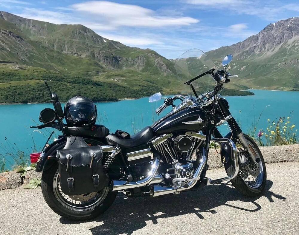 Harley-Davidson 1584 Super Glide Custom (2008 - 13) - FXDC