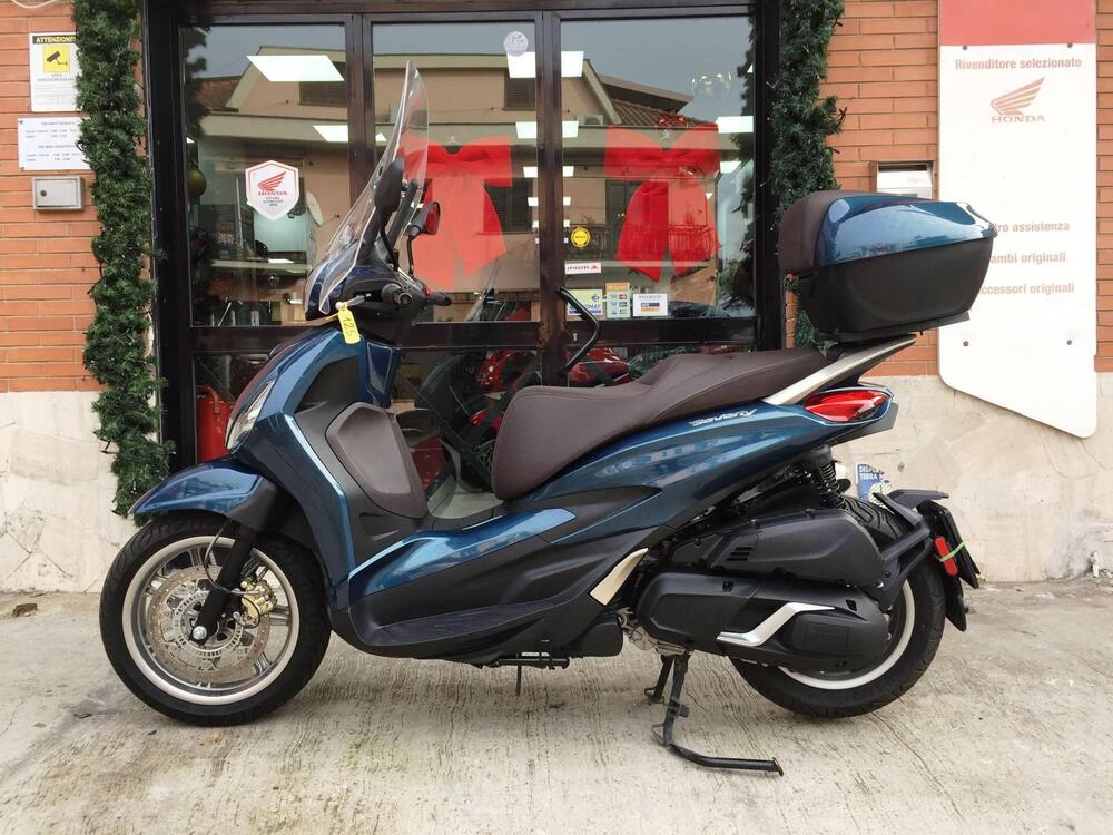 Piaggio Beverly 400 ABS-ASR (2021 - 24) (5)