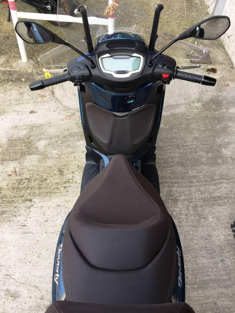 Piaggio Beverly 400 ABS-ASR (2021 - 24) (9)