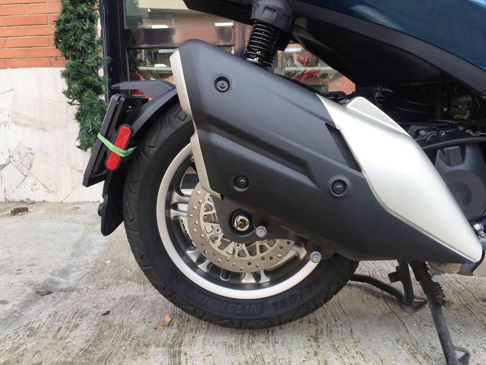 Piaggio Beverly 400 ABS-ASR (2021 - 24) (14)