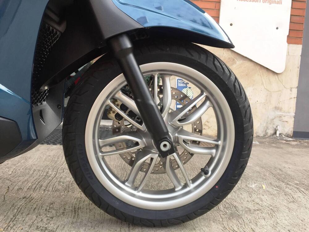 Piaggio Beverly 400 ABS-ASR (2021 - 24) (16)