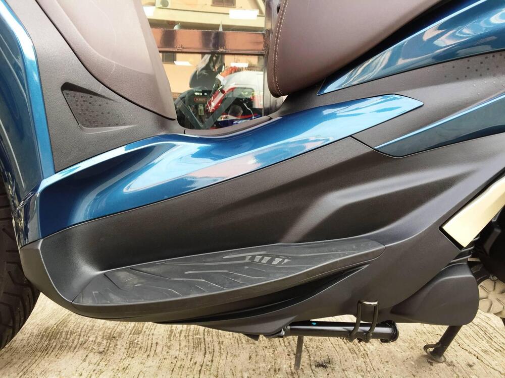 Piaggio Beverly 400 ABS-ASR (2021 - 24) (18)