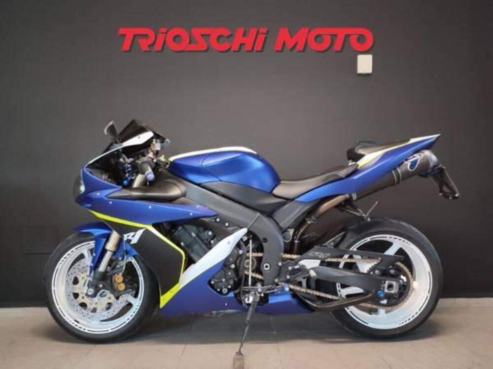 Yamaha YZF R1 (2004 - 05) (2)