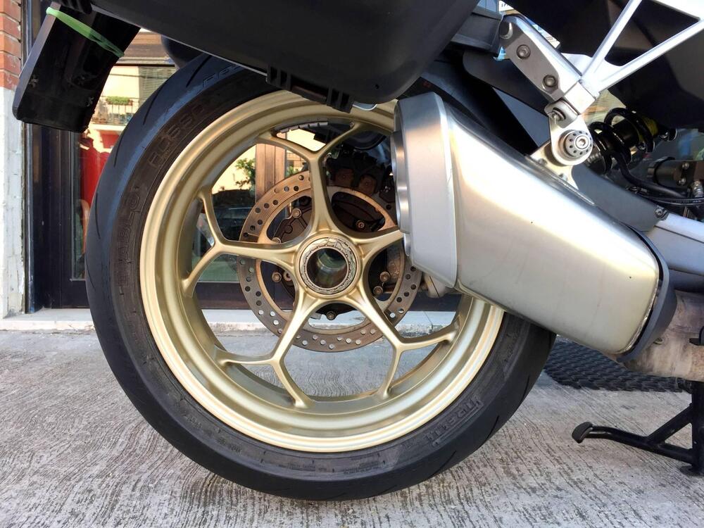 Moto Guzzi V100 Mandello (2022 - 24) (14)