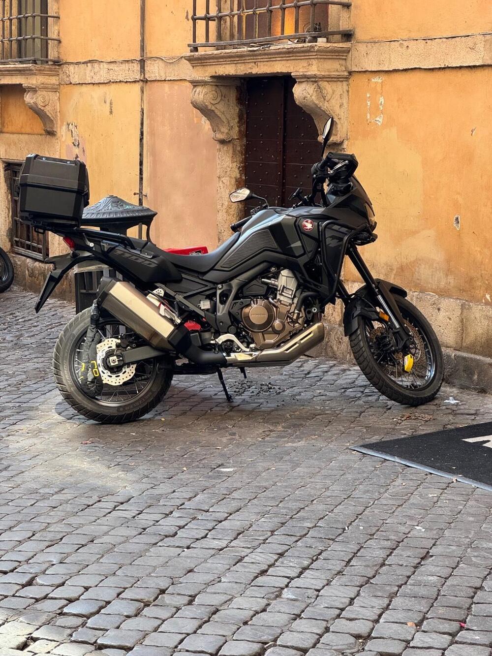 Honda Africa Twin CRF 1100L (2022 - 23) (2)