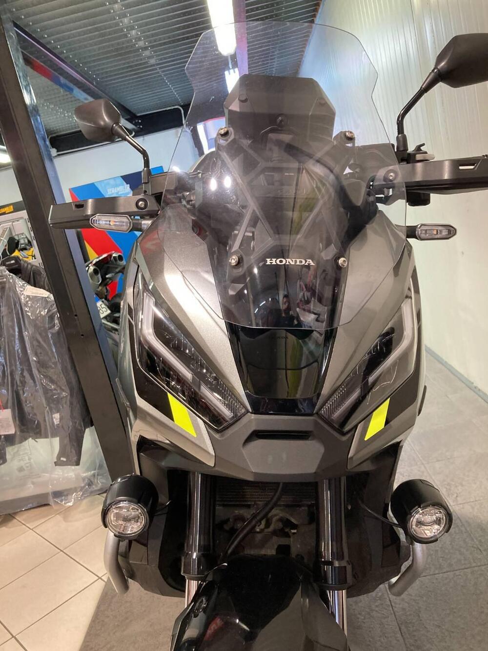 Honda X-ADV 750 DCT Adventure (2021 - 24) (6)