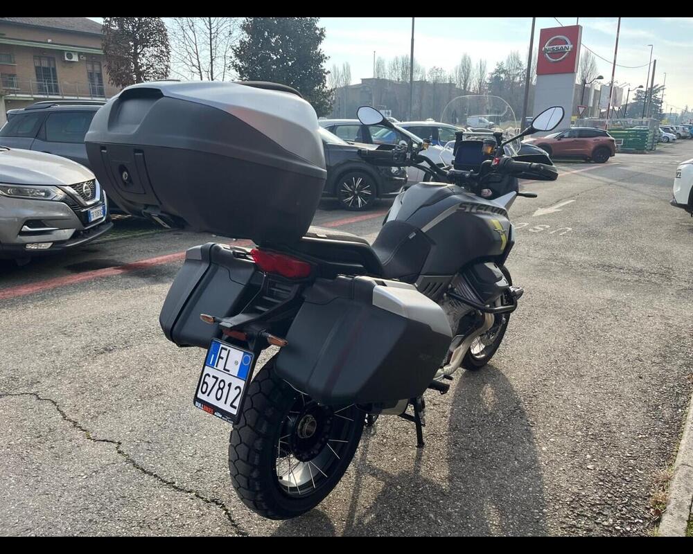 Moto Guzzi Stelvio (2024 - 25) (5)