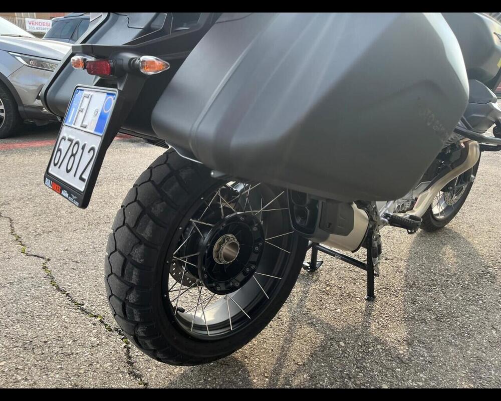 Moto Guzzi Stelvio (2024 - 25) (11)