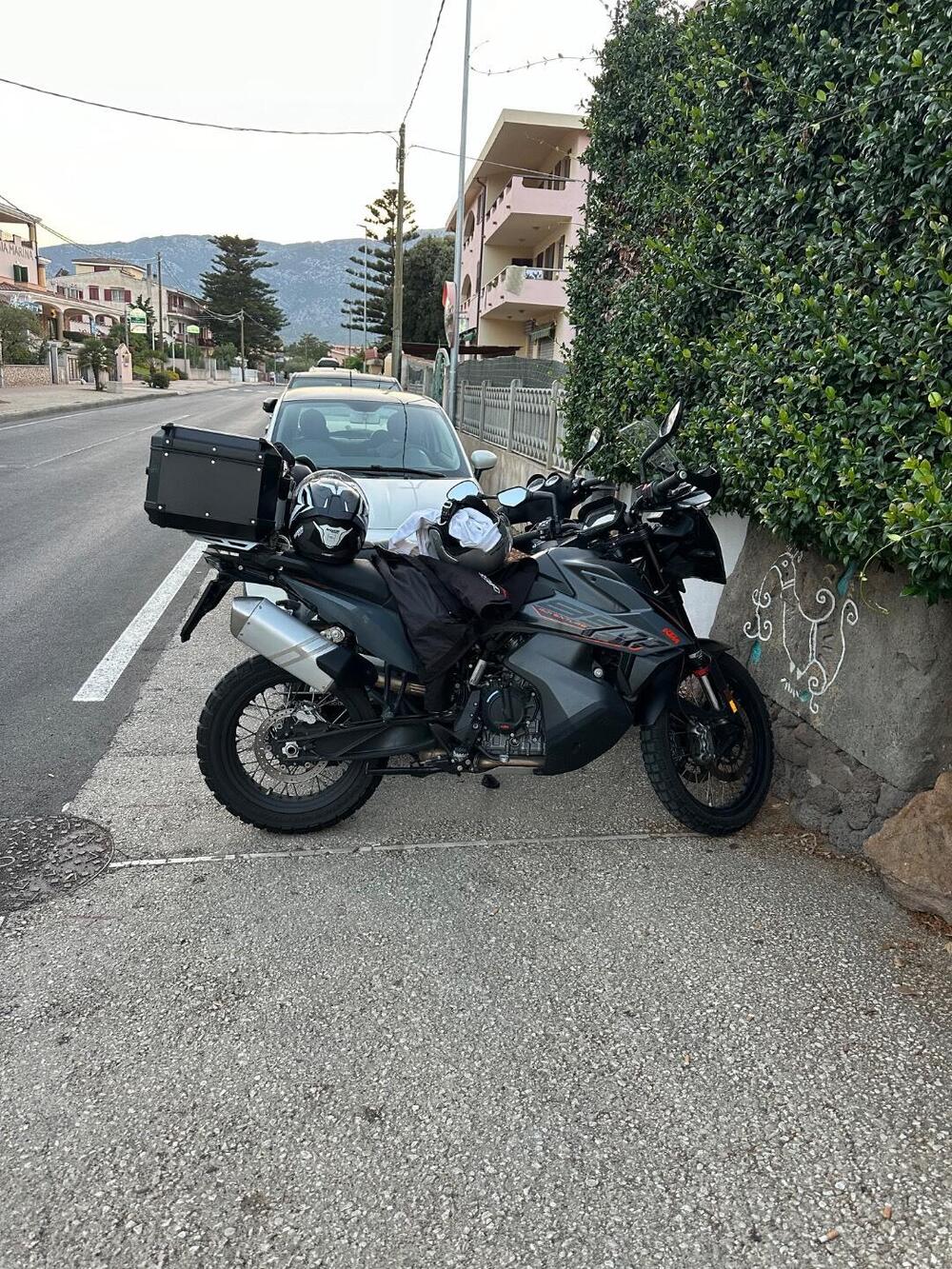 KTM 890 Adventure (2021) (8)