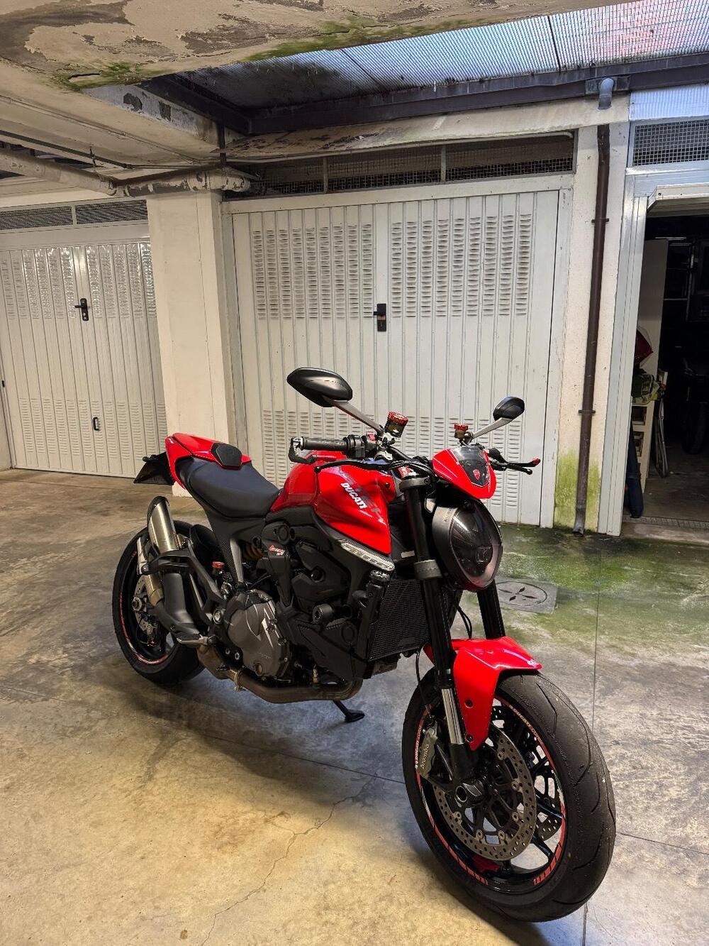 Ducati Monster 937 + (2021 - 25)