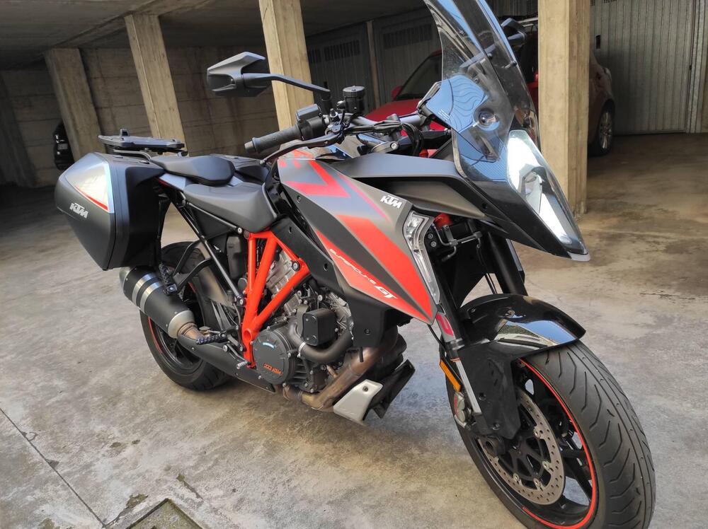 KTM 1290 Super Duke GT (2019 - 20) (2)