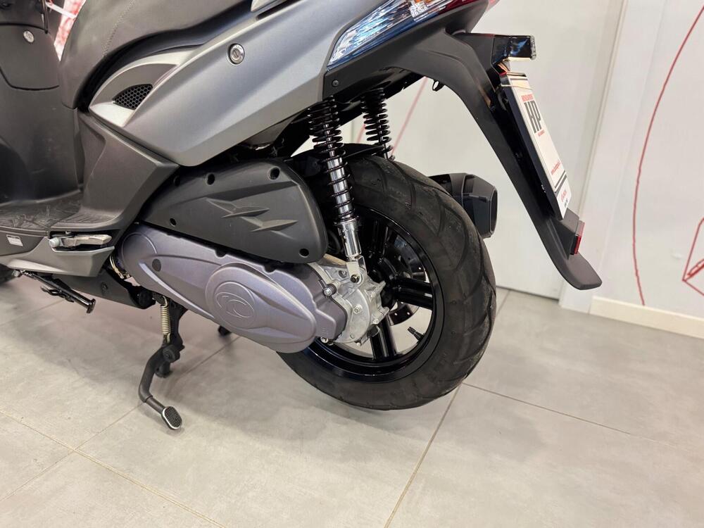 Kymco Agility 125 R16 + (2021 - 25) (15)
