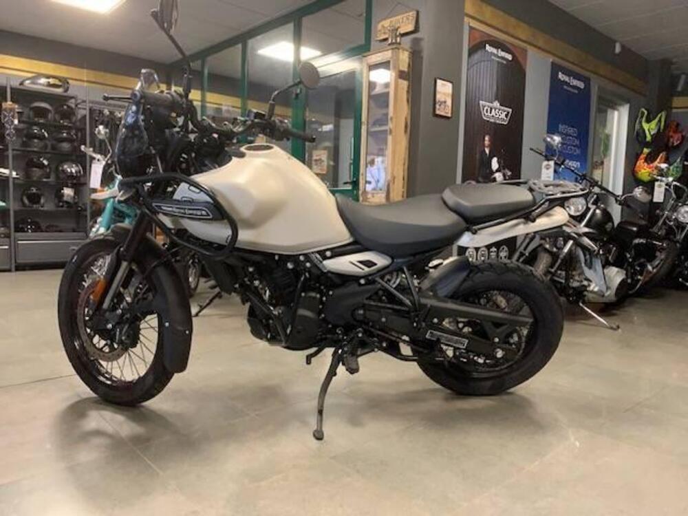 Royal Enfield Himalayan 450 (2024 - 25) (3)