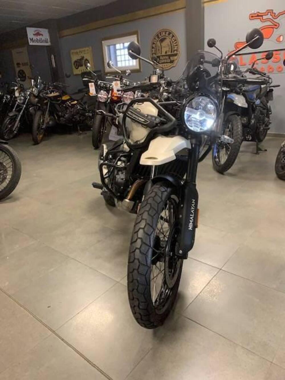 Royal Enfield Himalayan 450 (2024 - 25) (7)