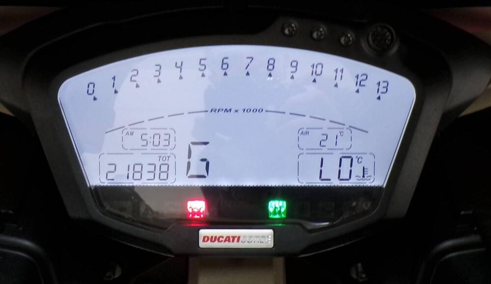 Ducati 1198 (2009 - 12) (11)