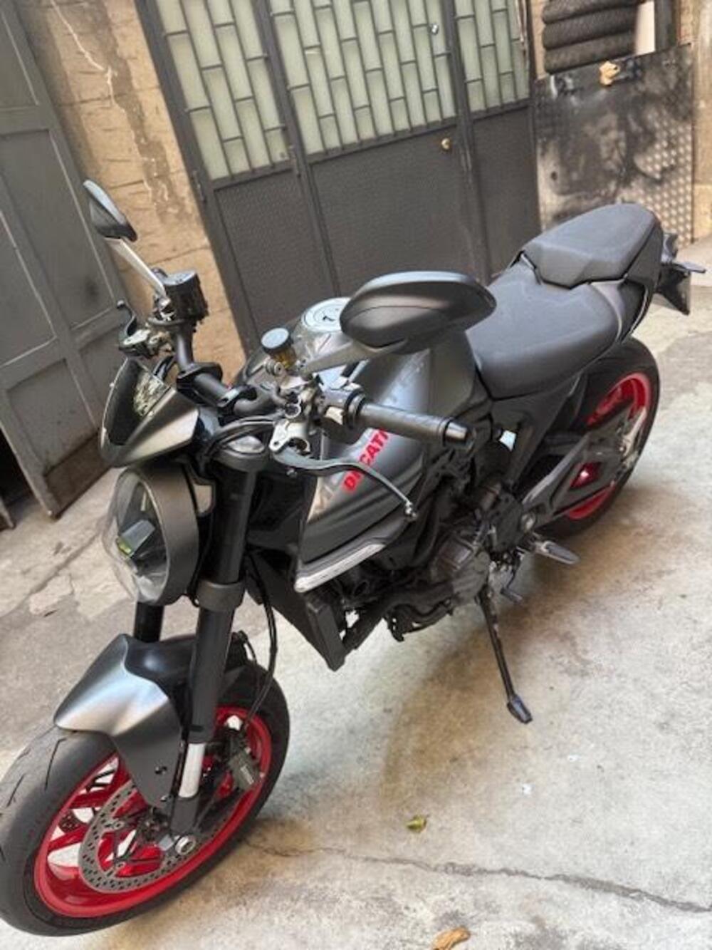 Ducati Monster 937 (2021 - 25) (6)