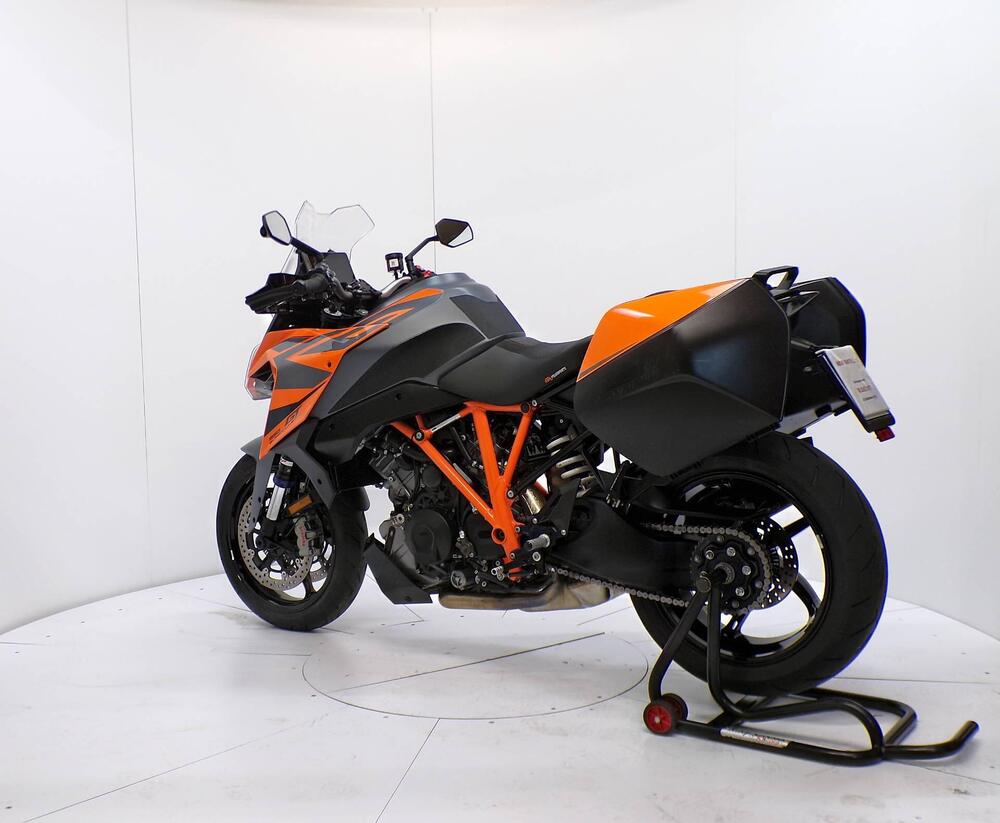 KTM 1290 Super Duke GT (2022 - 25) (5)