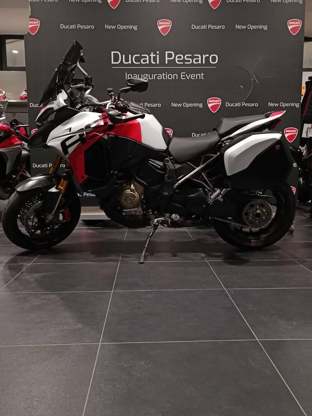 Ducati Multistrada V4 RS (2024 - 25) (10)