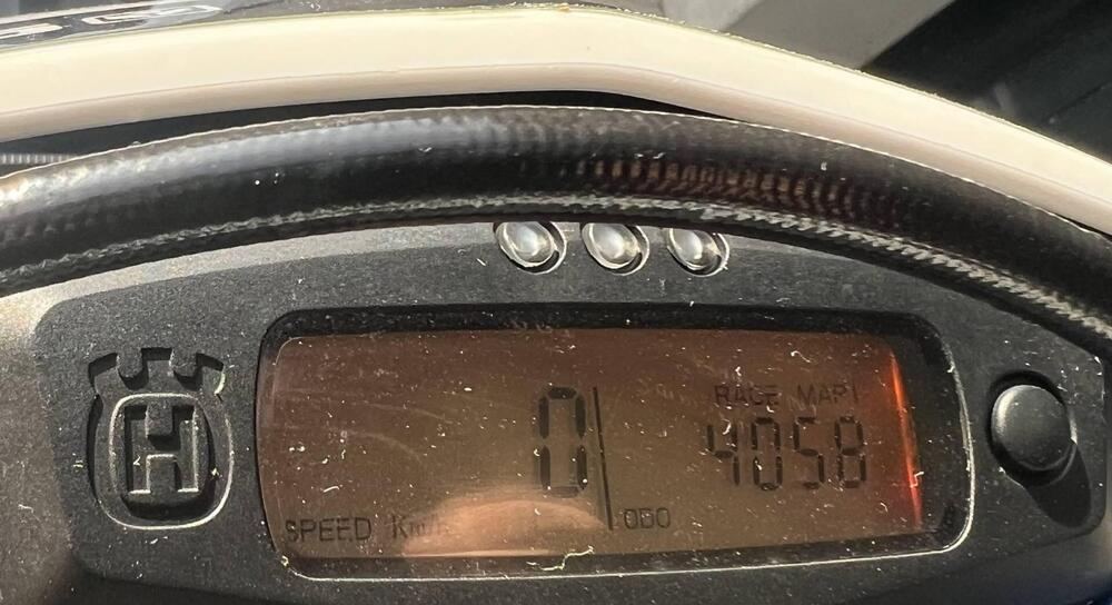 Husqvarna TE 310 (2011) (2)