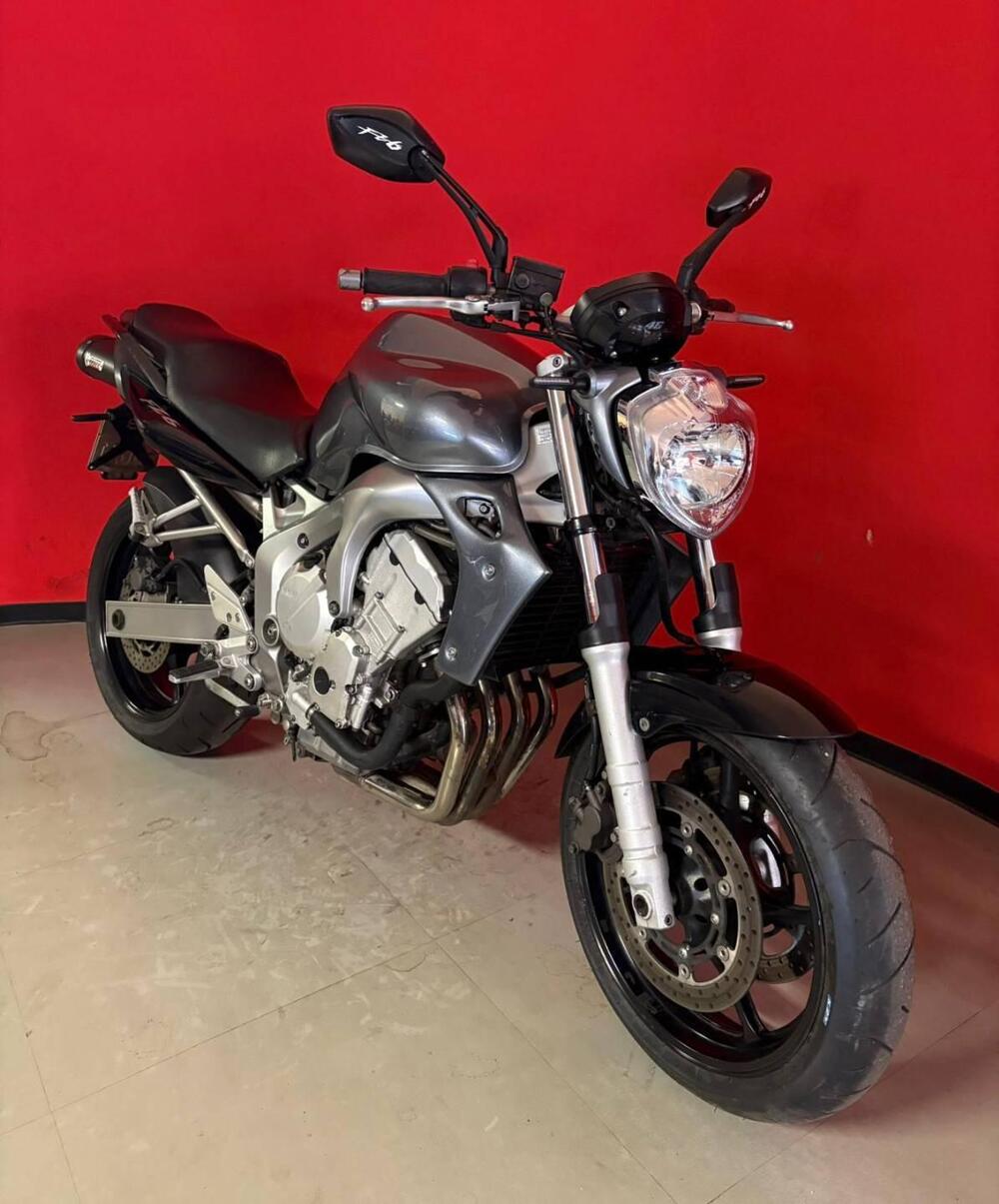 Yamaha FZ6 (2004 - 07) (2)