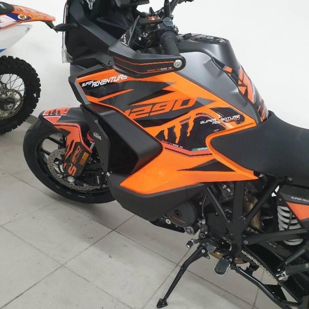KTM 1290 Super Adventure S (2021) (2)